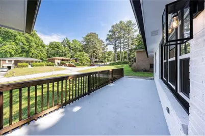 202 Oakcliff Court NW, Atlanta, GA 30331 - Photo 2
