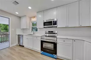 202 Oakcliff Ct NW, Atlanta, GA 30331 - Photo 10