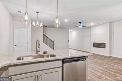 3638 Parkway James Drive, Snellville, GA 30039 - Photo 8