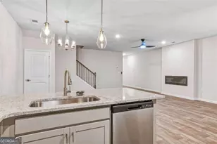 3638 Parkway James Dr, Snellville, GA 30039 - Photo 8
