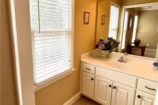 627 Heritage Post Ln, Grayson, GA 30017 - Photo 32
