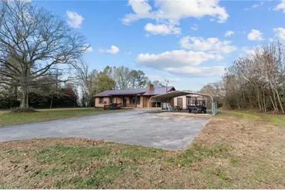 3685 Settingdown Road, Cumming, GA 30028 - Photo 2