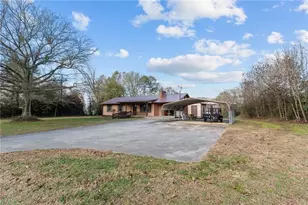 3685 Settingdown Rd, Cumming, GA 30028 - Photo 2