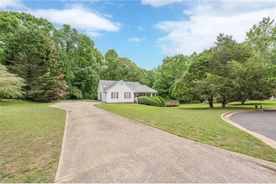 141 Edwards Way, Stockbridge, GA 30281 - Photo 4