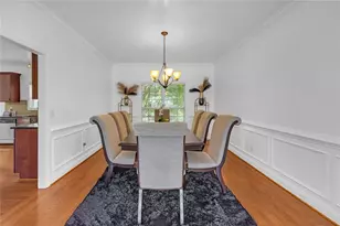 818 Treeline Dr SE, Conyers, GA 30094 - Photo 14