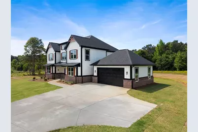 54 Higgins, Locust Grove, GA 30248 - Photo 4