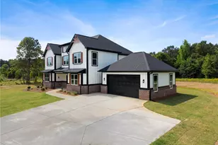 54 Higgins, Locust Grove, GA 30248 - Photo 4