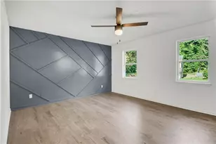 910 Forest Path, Stone Mountain, GA 30088 - Photo 6