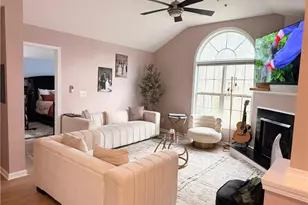 1436 Orchard Park Dr, Stone Mountain, GA 30083 - Photo 2