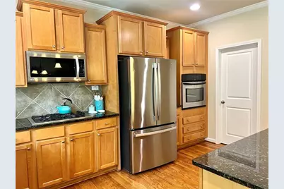 1025 Towne Mill Crossing, Canton, GA 30114 - Photo 10