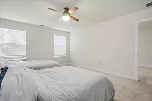 136 Salt Lake Ln Ln, Hoschton, GA 30548 - Photo 12