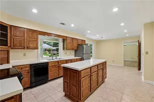 2861 Interlaken Dr, Marietta, GA 30062 - Photo 14