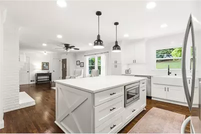 455 Forest Valley Road, Sandy Springs, GA 30342 - Photo 8