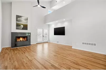 10210 Kinross Road, Roswell, GA 30076 - Photo 8