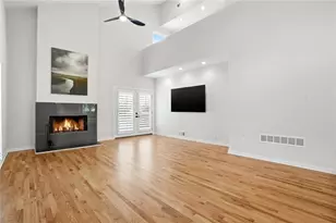 10210 Kinross Rd, Roswell, GA 30076 - Photo 8
