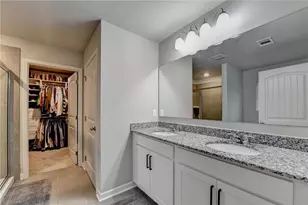 6817 Scarlet Oak Way, Flowery Branch, GA 30542 - Photo 12