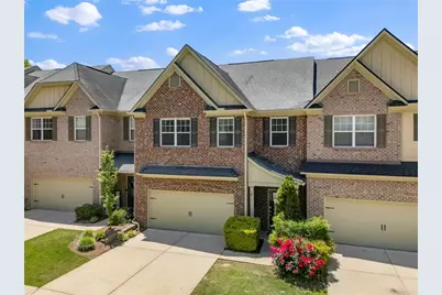 3628 Ashcroft Bend NE, Atlanta, GA 30319 - Photo 2