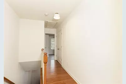 7280 Glisten Avenue, Atlanta, GA 30328 - Photo 16