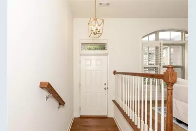 7280 Glisten Avenue, Atlanta, GA 30328 - Photo 10
