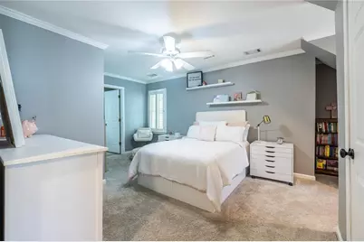 429 Valley Brook Drive NE, Atlanta, GA 30342 - Photo 32