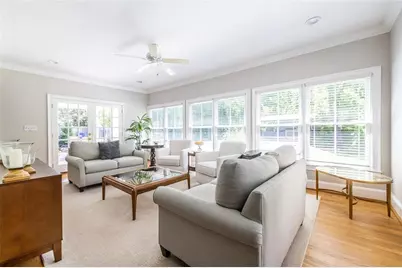 429 Valley Brook Drive NE, Atlanta, GA 30342 - Photo 16