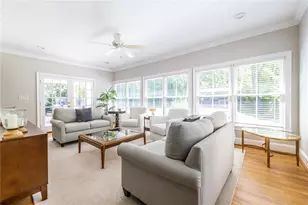 429 Valley Brook Dr NE, Atlanta, GA 30342 - Photo 16