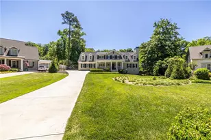 429 Valley Brook Dr NE, Atlanta, GA 30342 - Photo 2