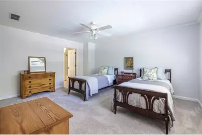 429 Valley Brook Drive NE, Atlanta, GA 30342 - Photo 34