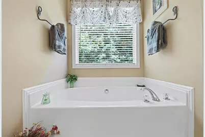 7331 Litany Court, Flowery Branch, GA 30542 - Photo 32