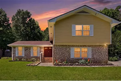 2201 Colonial Oak Way, Stone Mountain, GA 30087 - Photo 2