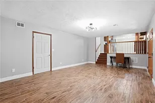 2201 Colonial Oak Way, Stone Mountain, GA 30087 - Photo 6