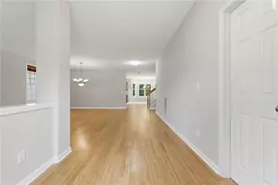 2455 Hampton Park Way, Marietta, GA 30062 - Photo 6