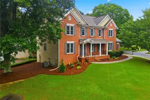 2455 Hampton Park Way, Marietta, GA 30062 - Photo 2