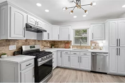 408 Riverlake Court, Woodstock, GA 30188 - Photo 8