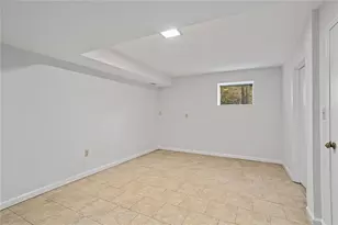 1694 Berkeley Ln NE, Atlanta, GA 30329 - Photo 14