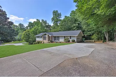 3847 Viking Court, Atlanta, GA 30360 - Photo 4