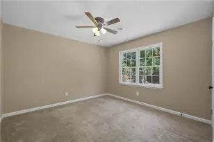 2526 Ashworth Lake Rd, Snellville, GA 30078 - Photo 10