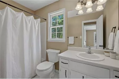 2526 Ashworth Lake Road, Snellville, GA 30078 - Photo 12