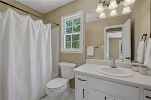 2526 Ashworth Lake Rd, Snellville, GA 30078 - Photo 12