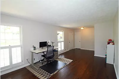 260 E Valley Drive, Marietta, GA 30068 - Photo 6