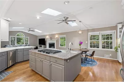 3265 Henderson Creek Road, Atlanta, GA 30341 - Photo 8