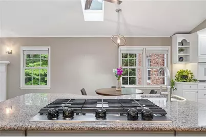 3265 Henderson Creek Road, Atlanta, GA 30341 - Photo 10