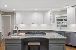 3265 Henderson Creek Rd, Atlanta, GA 30341 - Photo 14