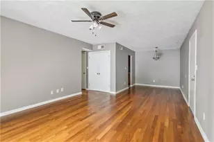 3155 Seven Pines Ct, Atlanta, GA 30339 - Photo 6