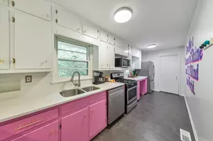 2650 Cottonwood Dr, Marietta, GA 30066 - Photo 2