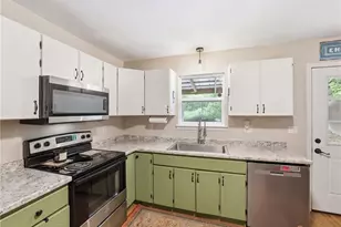 10 Florida Ave, Clayton, GA 30525 - Photo 8