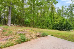 1267 Sycamore Dr SW, Lilburn, GA 30047 - Photo 26