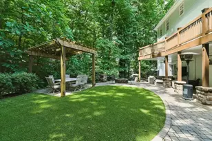 898 Byrnwyck Rd NE, Atlanta, GA 30319 - Photo 48