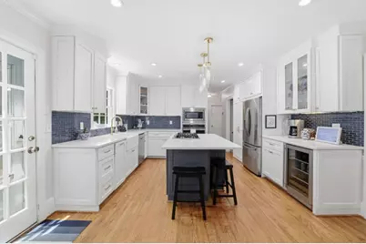898 Byrnwyck Road NE, Atlanta, GA 30319 - Photo 12