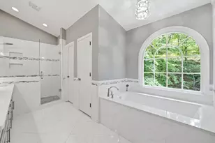 898 Byrnwyck Rd NE, Atlanta, GA 30319 - Photo 30